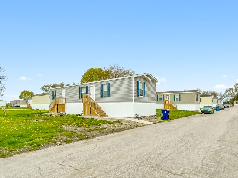 Primary Photo Of 765 S River Rd, Bay City Manufactured Housing Mobile Home Park For Sale