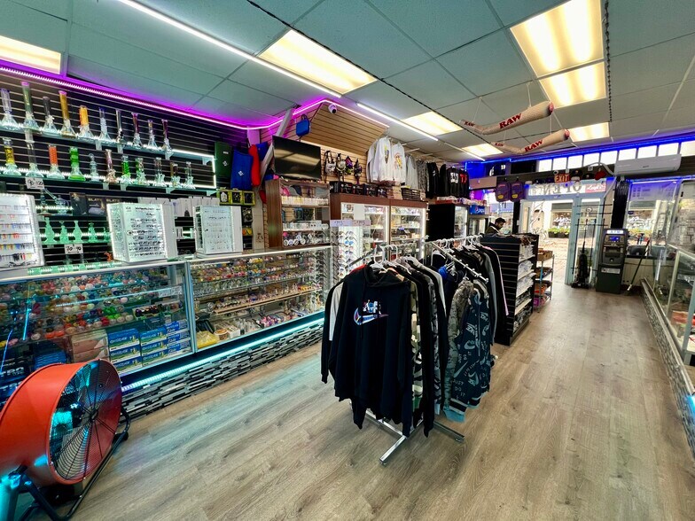 More Photos Of 118 S Murphy Ave, Sunnyvale Storefront Retail Residential For Sale