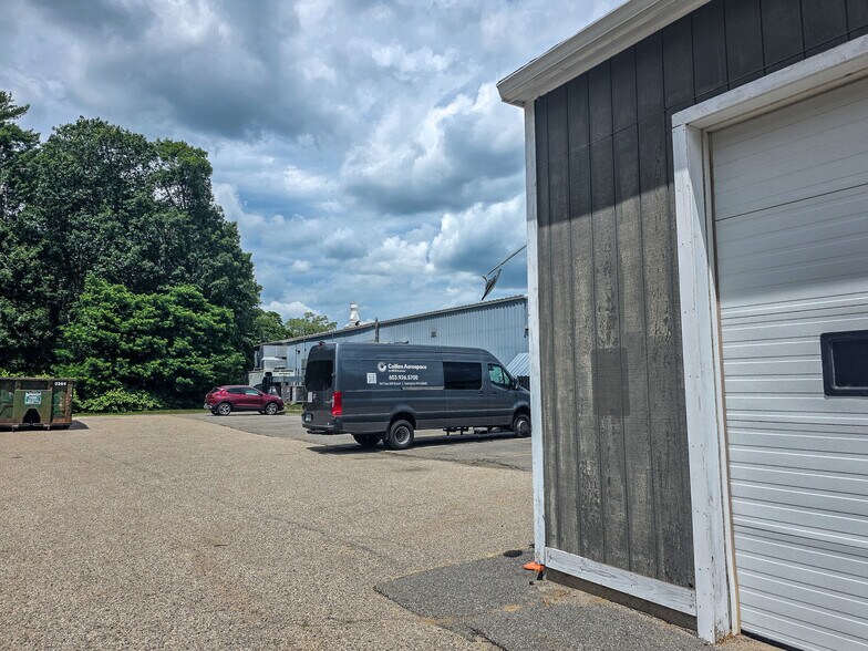 More Photos Of 86 Tide Mill Rd, Hampton Warehouse For Lease