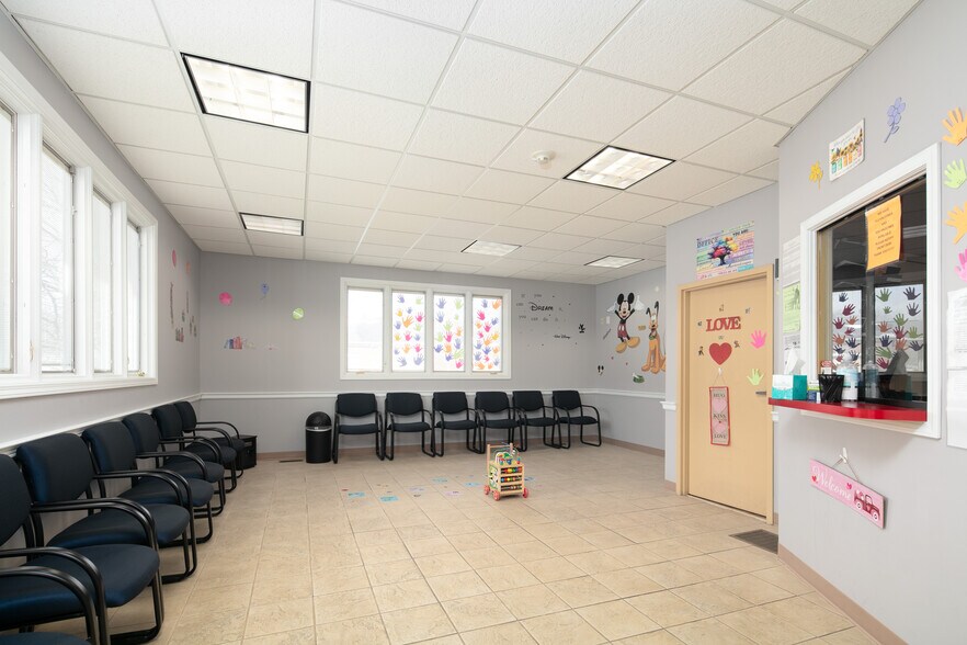 More Photos Of 2570 Bypass Rd, Winchester Medical For Sale