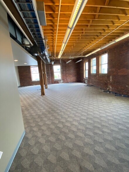 More Photos Of 3030 Penn Ave, Pittsburgh Loft Creative Space For Sale