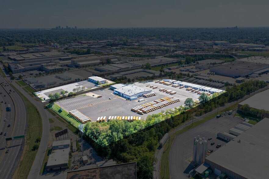 More Photos Of 3901 Union Blvd, Saint Louis Warehouse For Sale