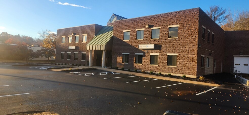 More Photos Of 41 Sequin Dr, Glastonbury Flex For Lease