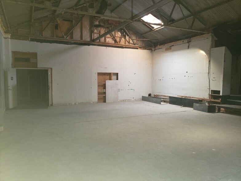 More Photos Of 1345A 17th St, San Francisco Warehouse For Lease