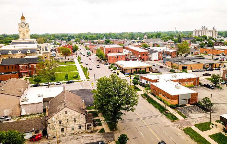 More Photos Of 54 W High St, London Office For Sale