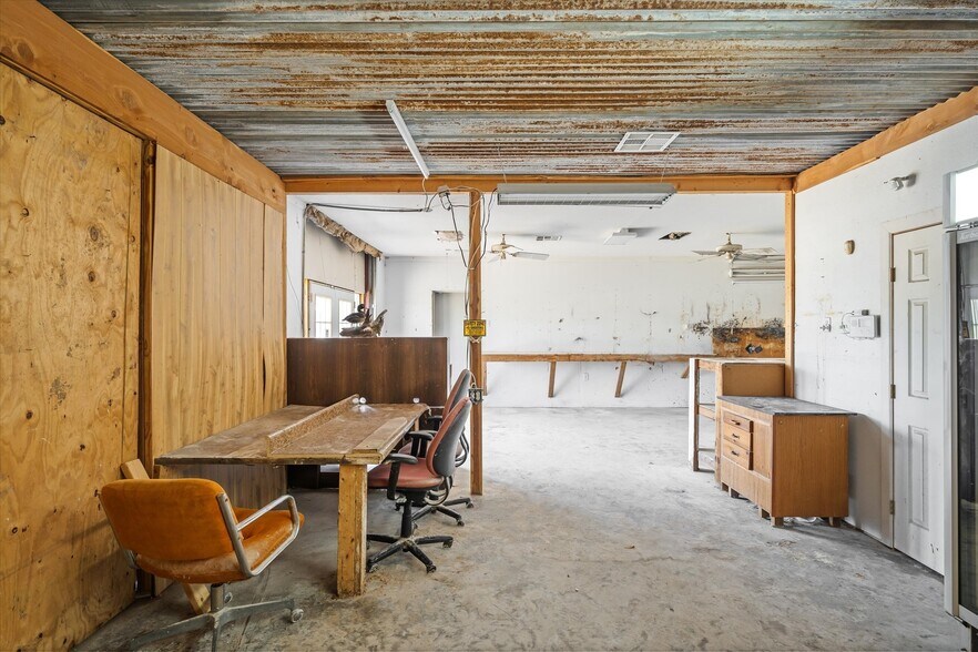 More Photos Of 9830 E US Highway 80, Terrell Industrial For Sale