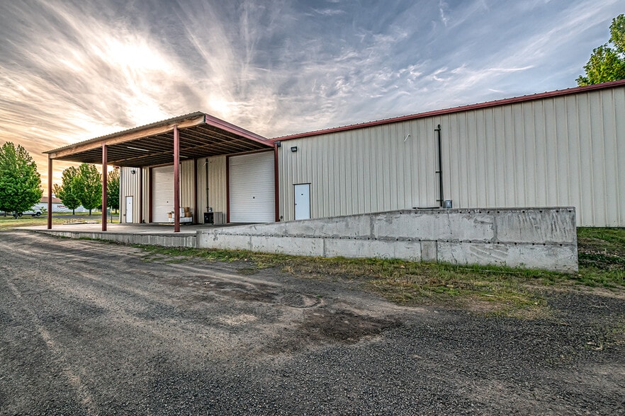 Primary Photo Of 150 W Boeing Avenue, Walla Walla Industrial For Sale