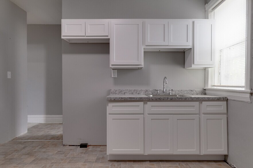 More Photos Of 1402 Granville Pl, Saint Louis Apartments For Sale