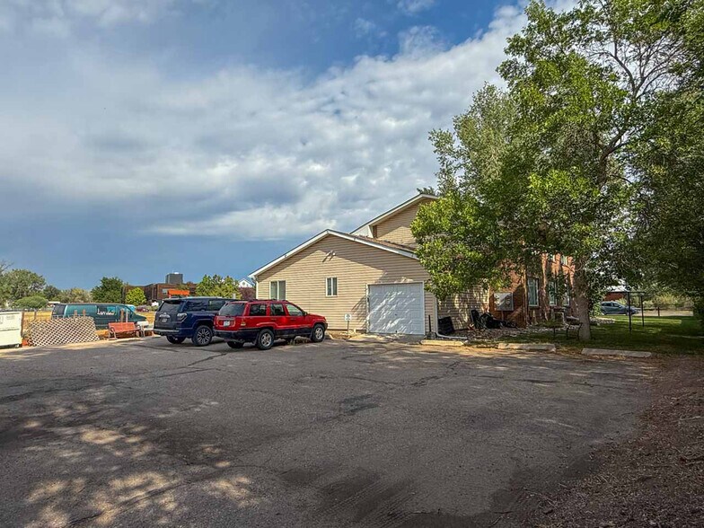 More Photos Of 101 Buckingham St, Fort Collins Apartments For Sale
