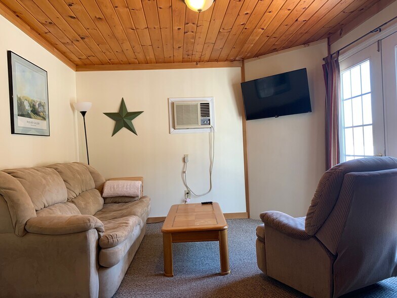 More Photos Of 159 Mayville Rd, Bethel Restaurant For Sale