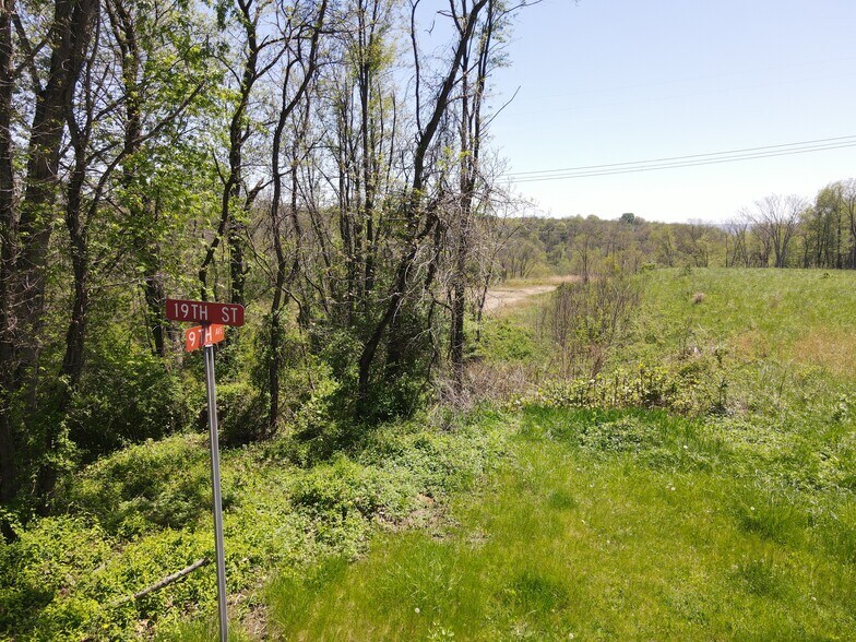 More Photos Of 0 1st Ave, Freedom Land For Sale