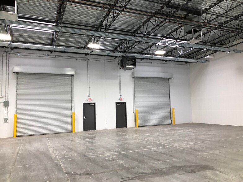 More Photos Of 6728 W Sunset Rd, Las Vegas Unknown For Lease