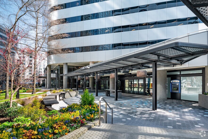 More Photos Of 1730 Minor Ave, Seattle Office For Lease