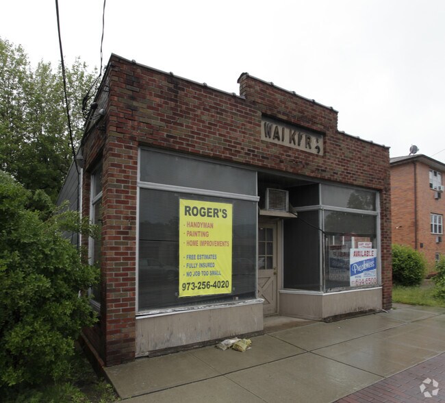 More Photos Of 82-84 Newark Pompton Tpke, Little Falls Storefront Retail Residential For Sale