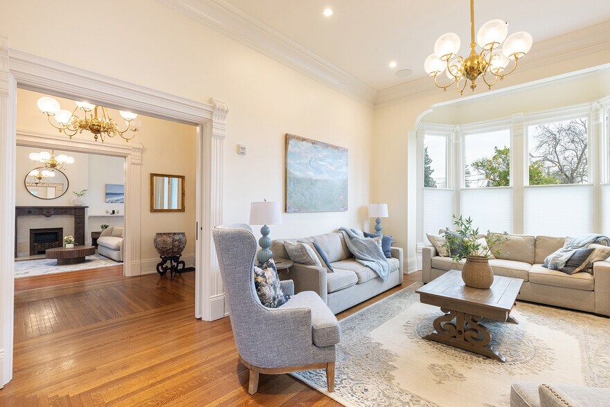 More Photos Of 423 Seminary St, Napa Specialty For Sale