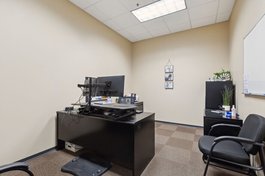 More Photos Of 200 Greenleaf St, Fort Worth Industrial For Sale