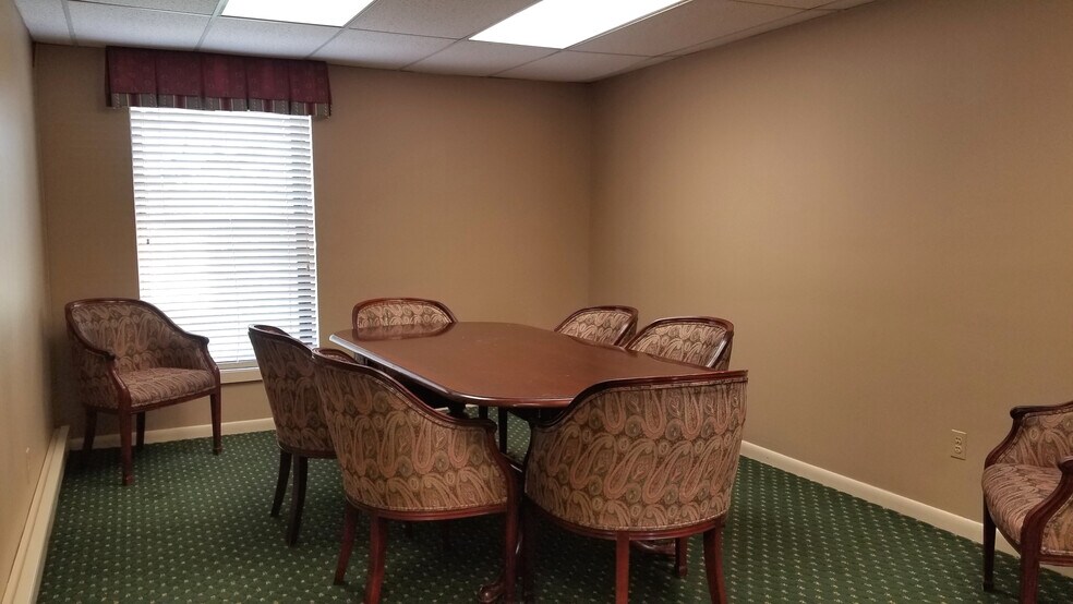 More Photos Of 57 Union Pl, Summit Office For Lease
