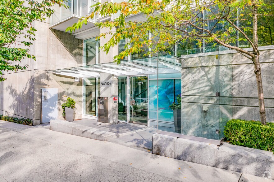 More Photos Of 1260-1280 W Pender St, Vancouver Storefront For Sale