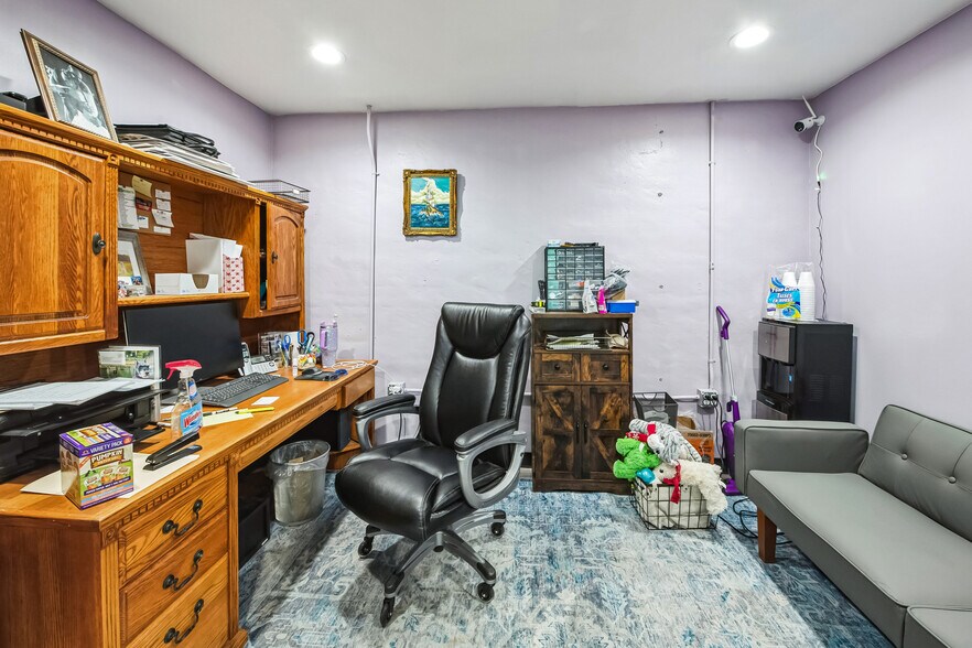 More Photos Of 107 N Raiford St, Selma Storefront Retail Residential For Sale