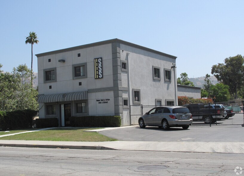 More Photos Of 310 A St, Fillmore Land For Lease