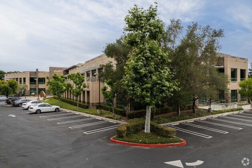 More Photos Of 30301 Agoura Rd, Agoura Hills Office For Lease