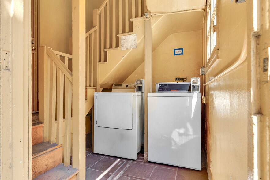 More Photos Of 4261 Leimert Blvd, Los Angeles Apartments For Sale