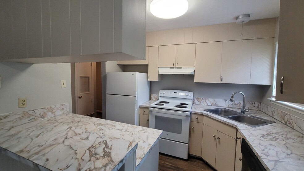 More Photos Of 521 Southtrail Dr, San Antonio Multifamily For Sale