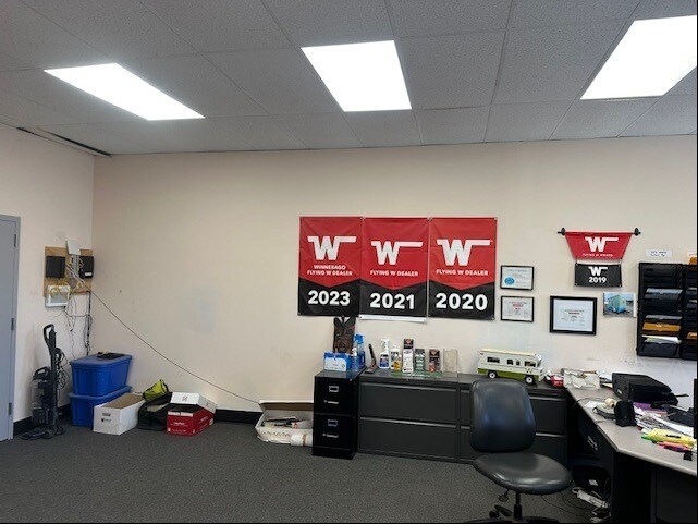 More Photos Of 39-49 Allen Blvd, Farmingdale Warehouse For Lease