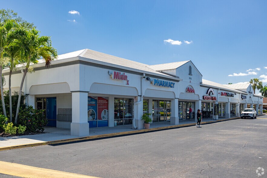 More Photos Of 8793 Tamiami Trl E, Naples Unknown For Lease