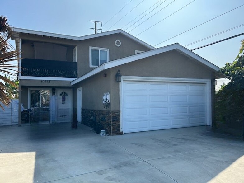 Primary Photo Of 10972 Endry St, Anaheim Apartments For Sale