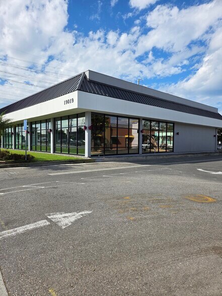 More Photos Of 19009-19019 Hawthorne Blvd, Torrance Unknown For Lease