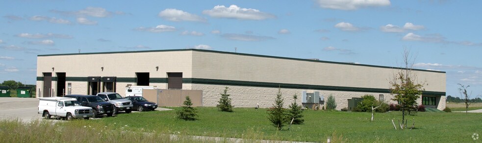 More Photos Of 1665-1667 Independence Ave, Hartford Industrial For Lease