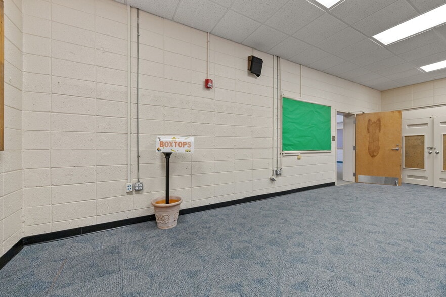 More Photos Of 8967 Cedar Grove School Loop Rd, Nashville Schools For Sale