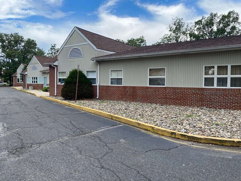 More Photos Of 65 Lacey Rd, Whiting Medical For Sale