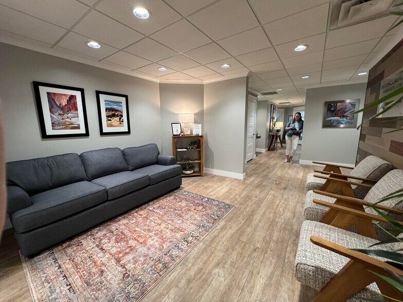 More Photos Of 2651 W South Jordan Pkwy, South Jordan Medical For Lease