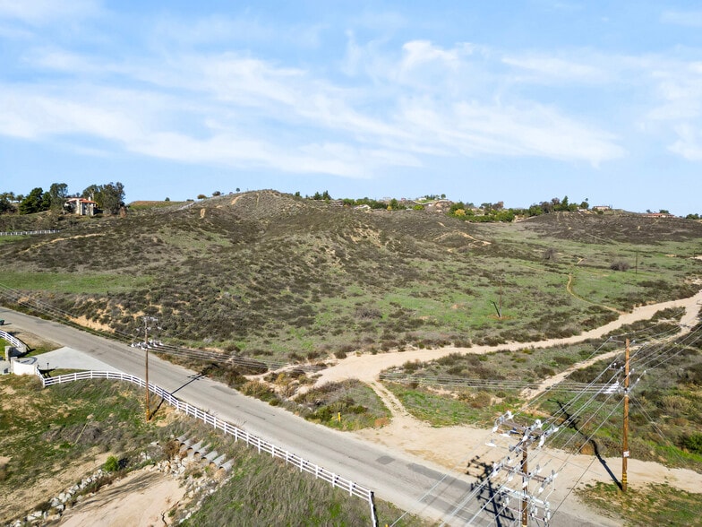More Photos Of Anza Rd & Linda Rosea, Temecula Land For Sale