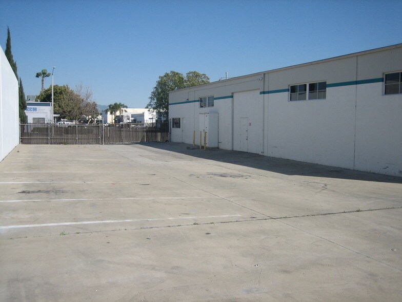 More Photos Of 1240 S Wright St, Santa Ana Manufacturing For Lease