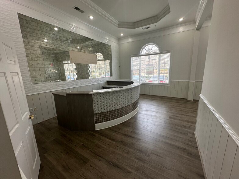 More Photos Of 10405 Old Alabama Connector Rd, Alpharetta Medical For Lease