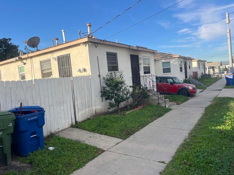 More Photos Of 1068 McDonald Ave, Wilmington Multifamily For Sale
