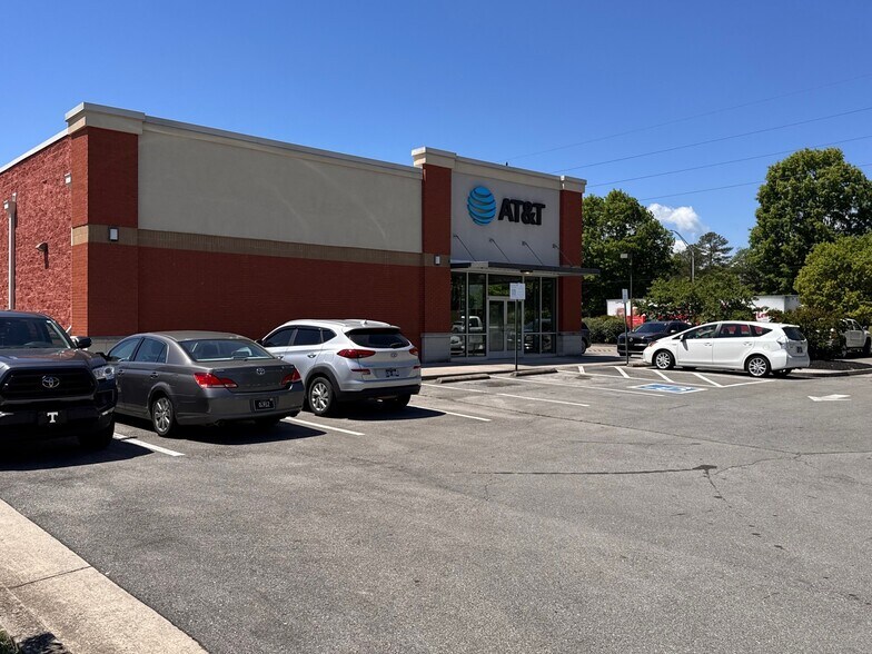 More Photos Of 1291 Oak Ridge Tpke, Oak Ridge Storefront Retail Office For Lease