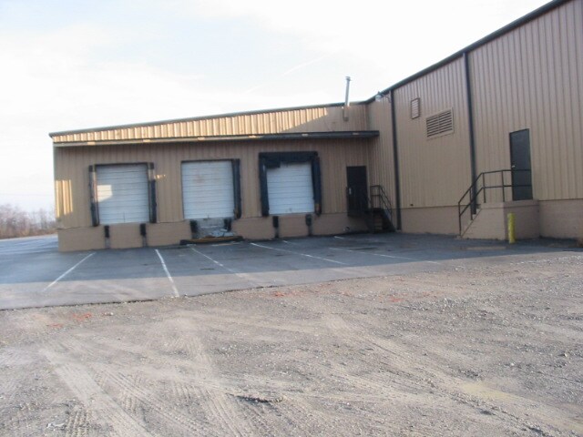 More Photos Of 1709 Henry G. Lane St, Maryville Warehouse For Sale