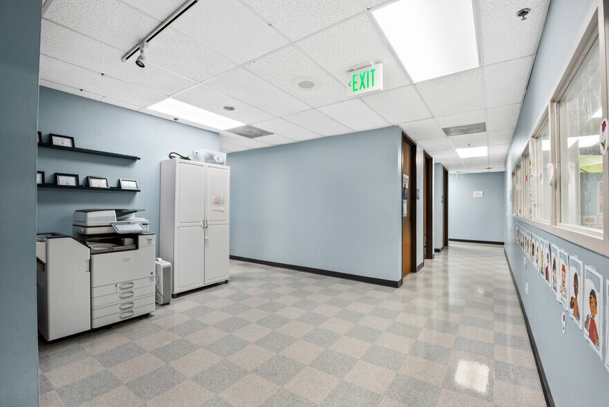 More Photos Of 5312 Bolsa Ave, Huntington Beach Loft Creative Space For Lease