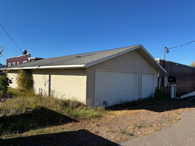 More Photos Of 68290 S Main St, Iron River General Retail For Sale