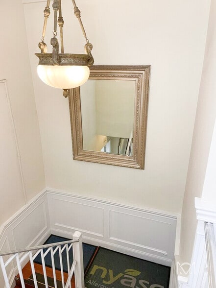 More Photos Of 120 E 36th St, New York Medical For Sale