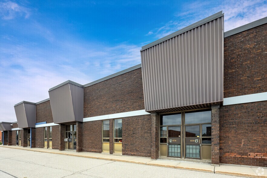 More Photos Of 2299 Drew Rd, Mississauga Light Manufacturing For Lease