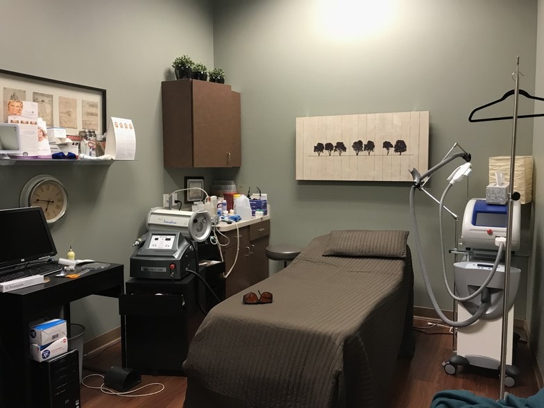 More Photos Of 4025 W Chandler Blvd, Chandler Coworking Space