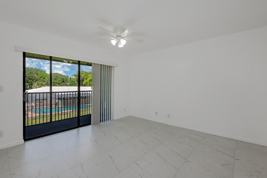 More Photos Of 10675-10687 Royal Palm Blvd, Coral Springs Apartments For Sale