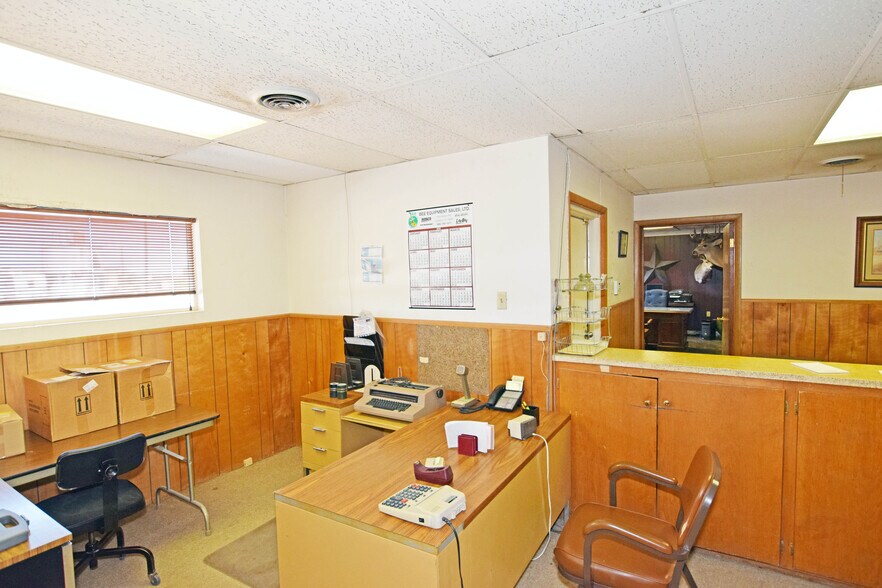 More Photos Of 1073 N FM 1936, Odessa Warehouse For Sale