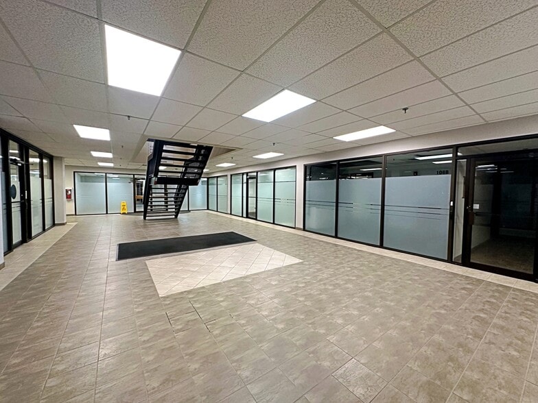 More Photos Of 9816 Hardin St, Fort McMurray Office For Lease