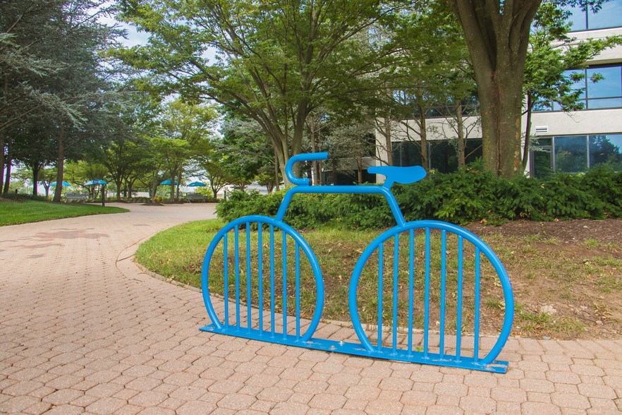 More Photos Of 6411 Ivy Ln, Greenbelt Office For Lease